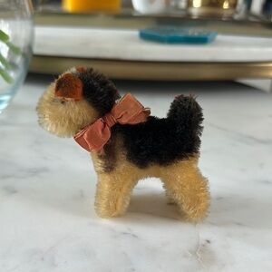 Plush Steiff “Terry” the Airedale terrier Dog Toy with Bow and bell. 3”
No tags